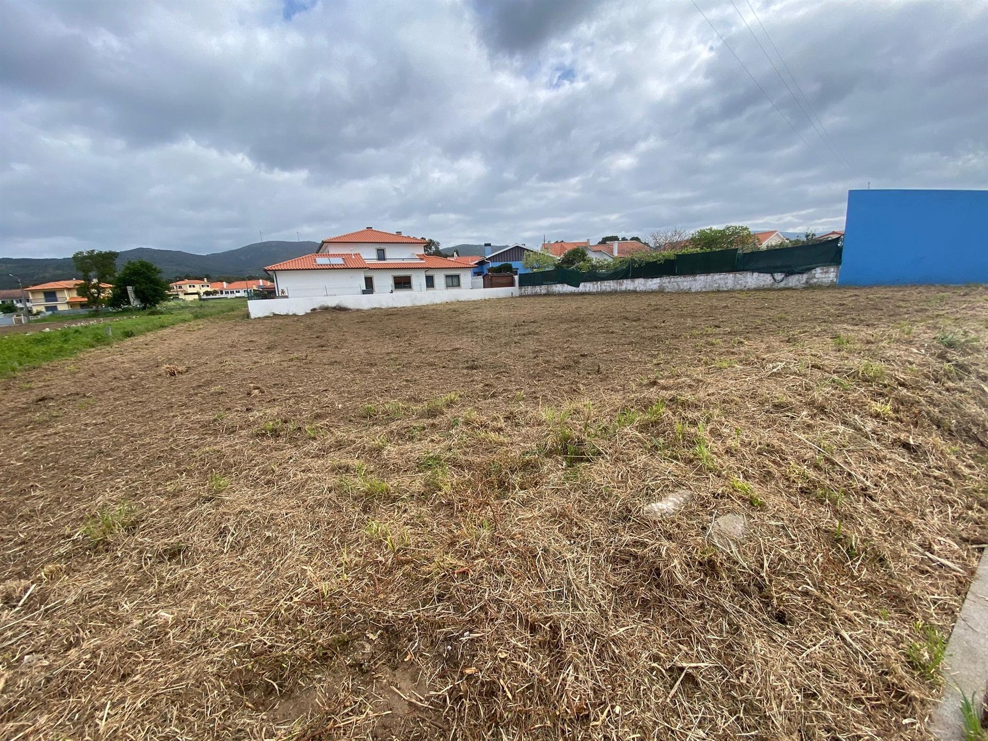 TERRENO EM ÂNCORA COM VIABILIDADE CONSTRUTIVA  ( 1230 M2)