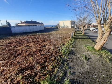 Lote para Construção em Areosa
