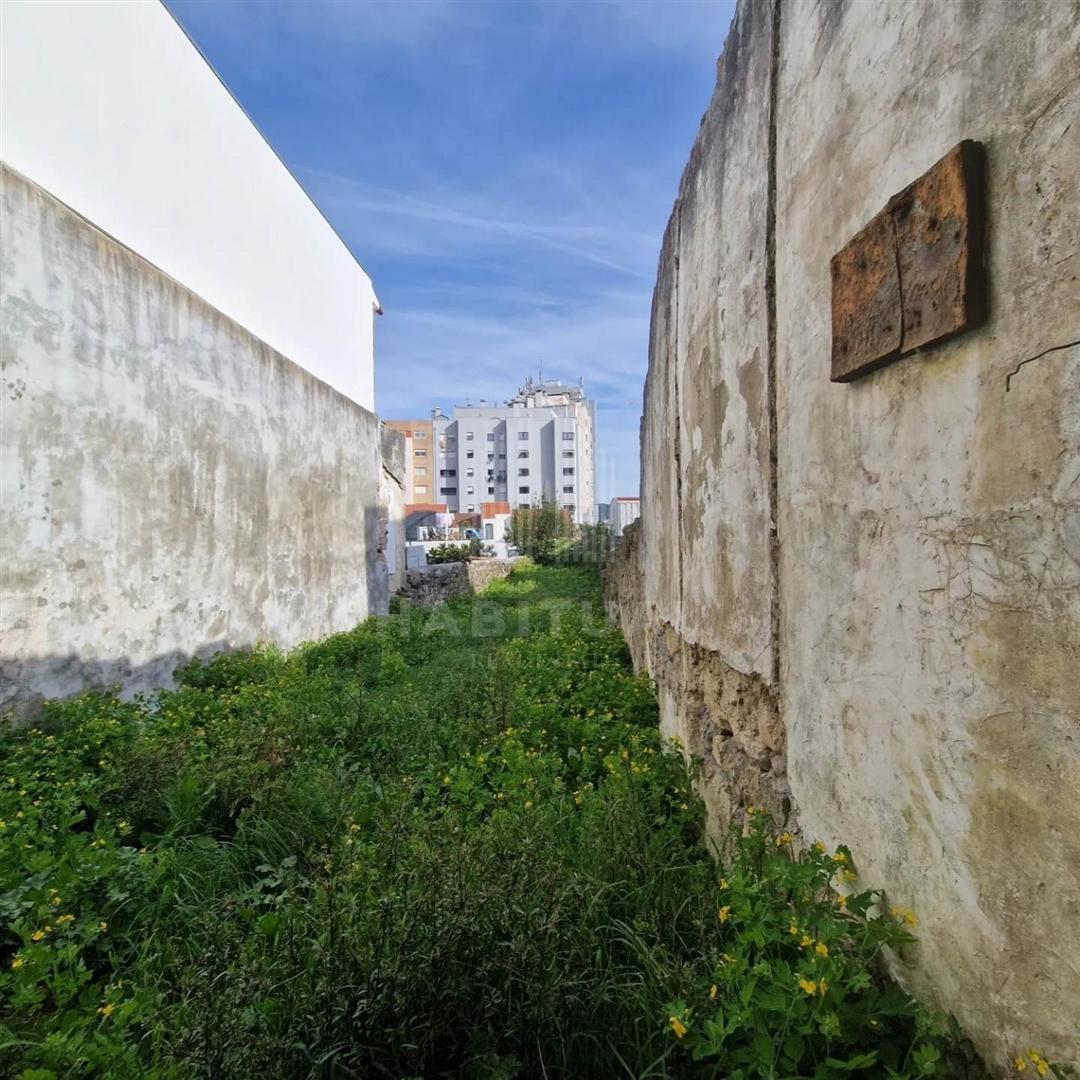 Moradia Devoluta T0 Venda em Viana do Castelo (Santa Maria Maior e Monserrate) e Meadela,Viana do Castelo