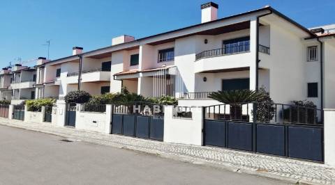 Moradia T4 em Braga (São Victor) com Garagem