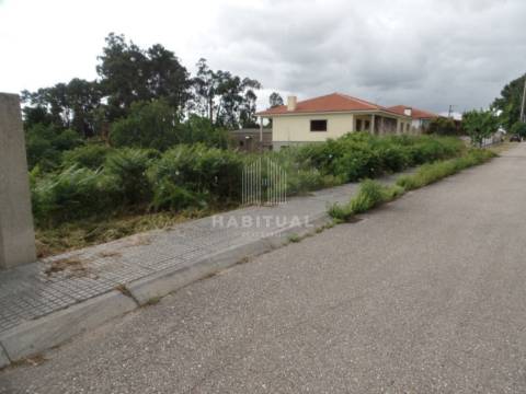 LOTE DE 600 M2 EM MONÇÃO ( MAZEDO )