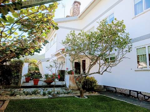 Moradia  T5 com Vistas Mar em  Moledo