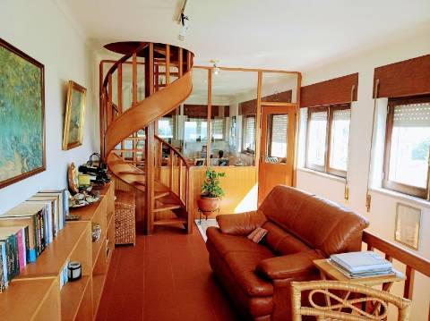 Moradia  T5 com Vistas Mar em  Moledo