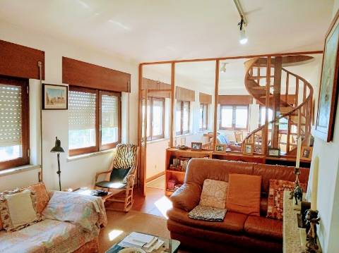 Moradia  T5 com Vistas Mar em  Moledo