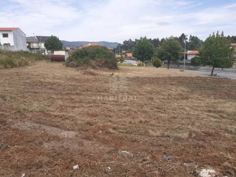 Lote com 379 m2