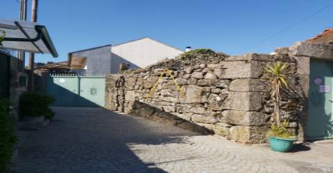 Moradia para Restaurar  Venda em Couto de Baixo e Couto de Cima,Viseu