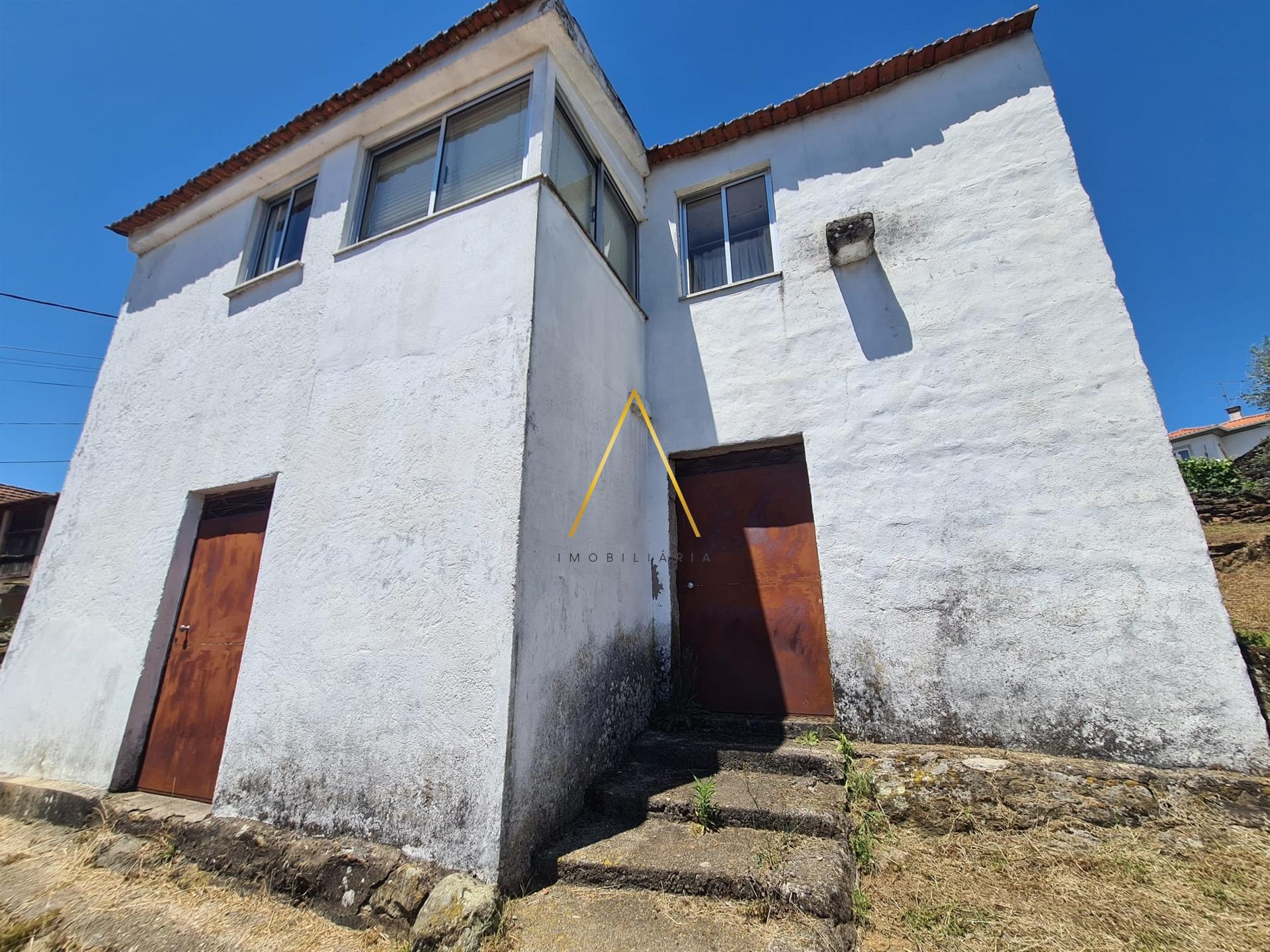 Moradia Isolada  Venda em Mundão,Viseu