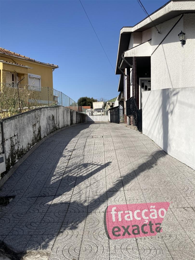 Armazém  Venda em Rio Tinto,Gondomar