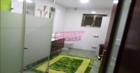 Moradia Rústica T6 Venda em Vila de Cucujães,Oliveira de Azeméis