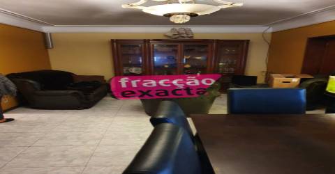 Moradia em Banda T3 Venda em Matosinhos e Leça da Palmeira,Matosinhos