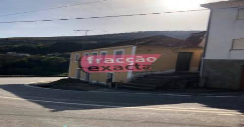 Moradia T3 Venda em Gestaçô,Baião