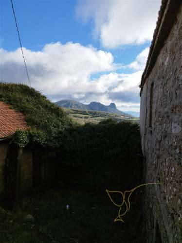 Moradia para restauro em Castro Laboreiro, Viana do Castelo