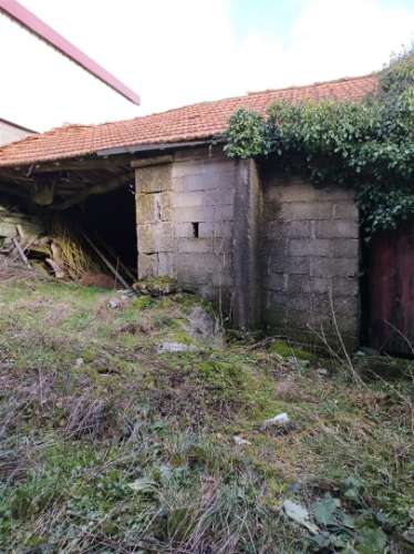 Moradia para restauro em Castro Laboreiro, Viana do Castelo