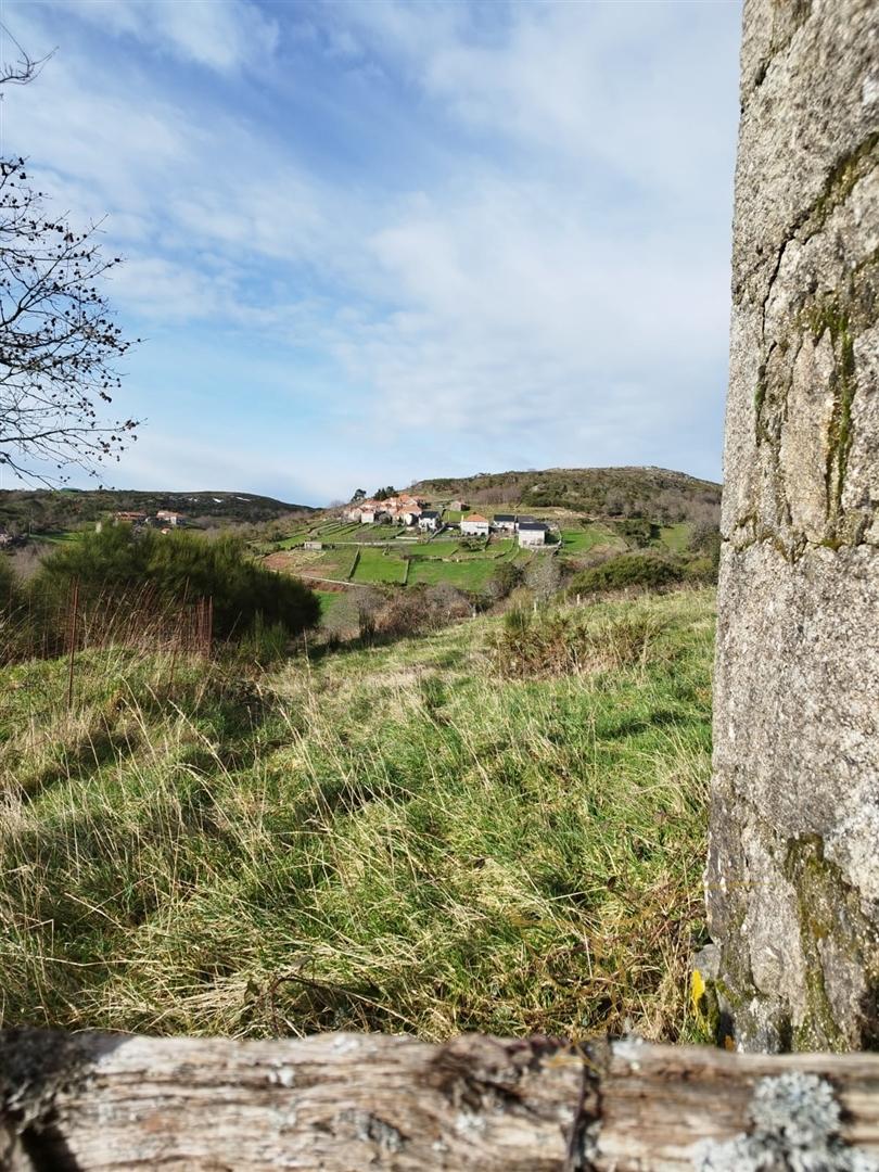 Moradia para restauro em Castro Laboreiro, Viana do Castelo