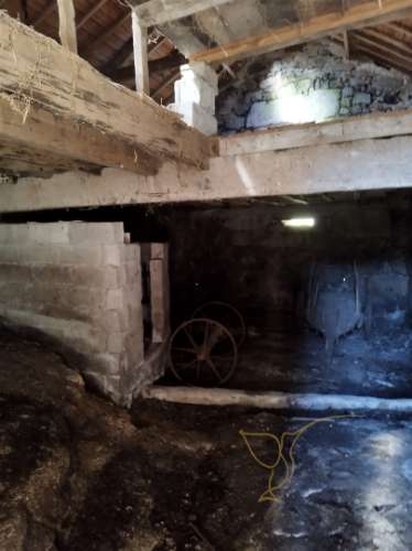 Moradia para restauro em Castro Laboreiro, Viana do Castelo