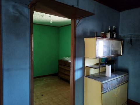 Moradia para restauro em Castro Laboreiro, Viana do Castelo