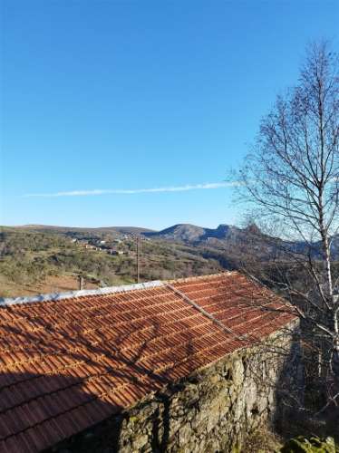 Moradia para restauro em Castro Laboreiro, Viana do Castelo