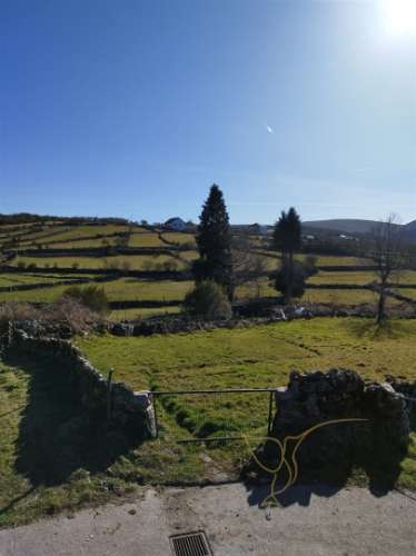 Moradia para restauro em Castro Laboreiro, Viana do Castelo