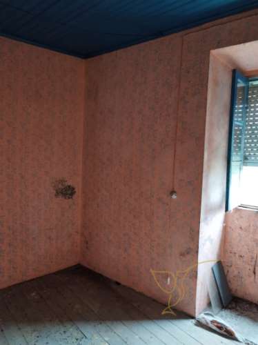 Moradia para restauro em Castro Laboreiro, Viana do Castelo