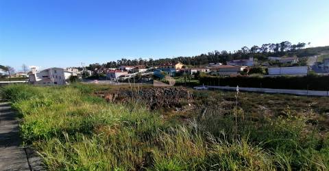 Terreno urbano com 350 m2 para construção de moradia, Valongo