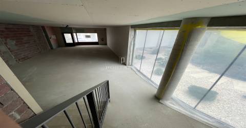 Loja  Arrendamento em Glória e Vera Cruz,Aveiro