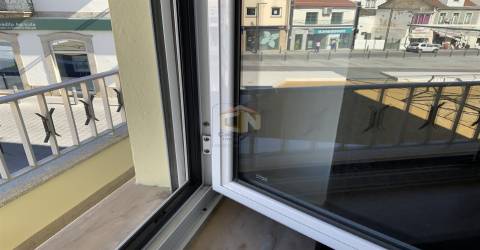 Vende-se escritório para actividades comerciais no Sabugal