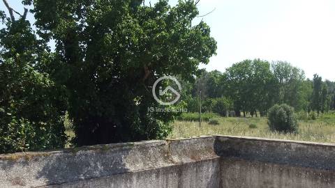 Setúbal- Quinta com moradia T7 para reabilitar e terreno com 10hc.