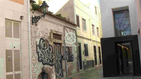 Zona histórica de Setúbal, Prédio com projeto aprovado com 5 frações