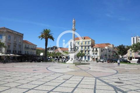 Zona histórica de Setúbal, Prédio com projeto aprovado com 5 frações