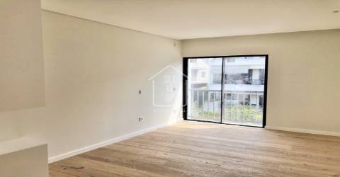 Moradia T4 nova na Foz do Douro