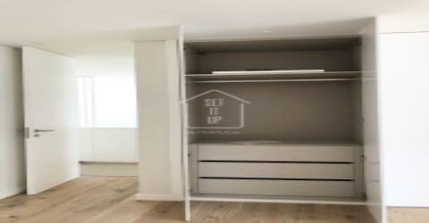 Moradia T4 nova na Foz do Douro