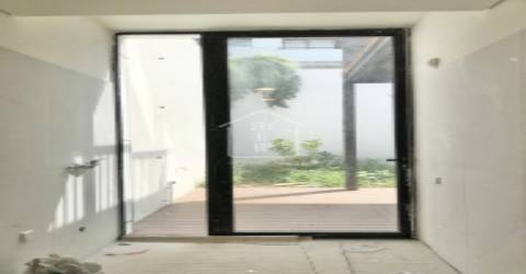 Moradia T4 nova na Foz do Douro