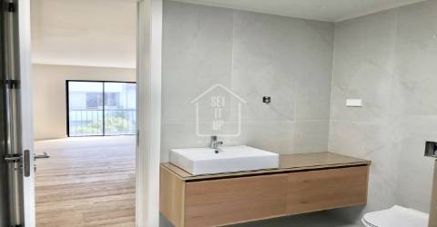 Moradia T4 nova na Foz do Douro