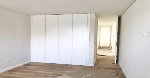 Moradia T4 nova na Foz do Douro