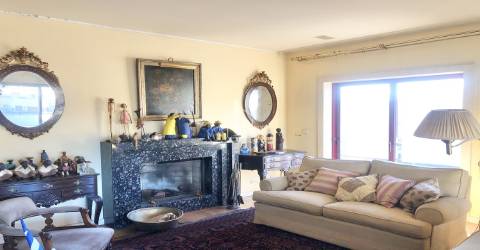 Apartamento T4+1 com garagem para 4 carros