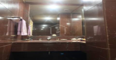 Apartamento T4+1 com garagem para 4 carros