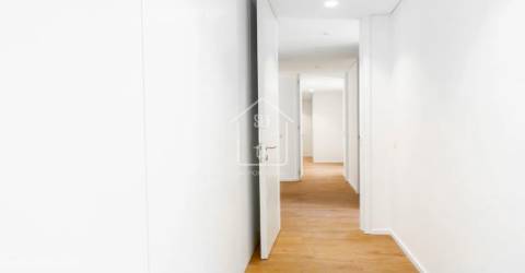 T4 com 179m2 em Matosinhos Sul