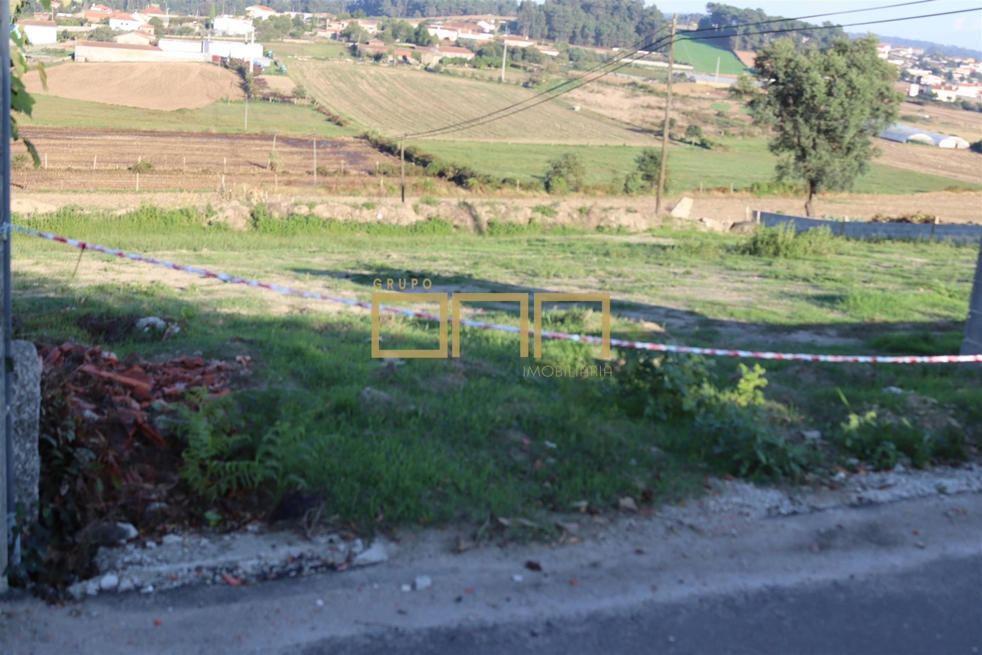 Terreno para construção em Cristelo