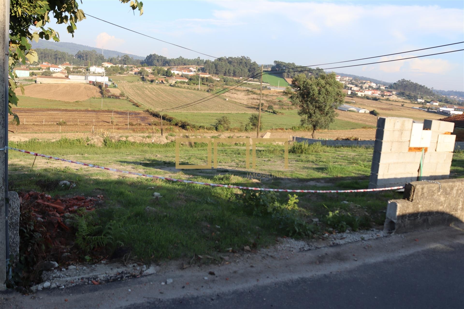 Terreno para construção em Cristelo