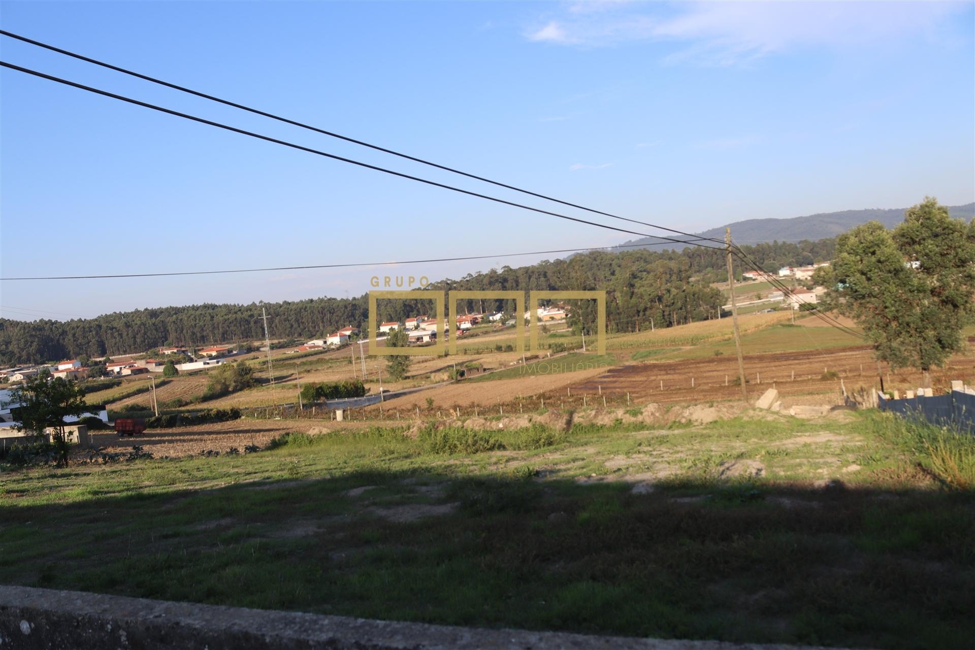 Terreno para construção em Cristelo