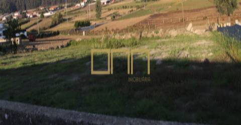 Terreno para construção em Cristelo