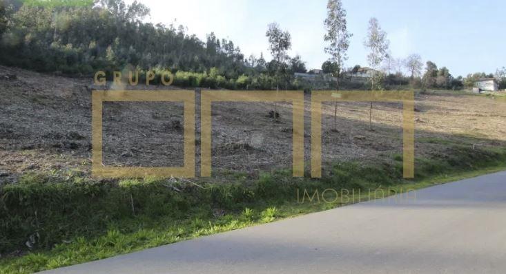 Lotes de terreno para construção de moradias individuais em Gamil e Midões, Barcelos