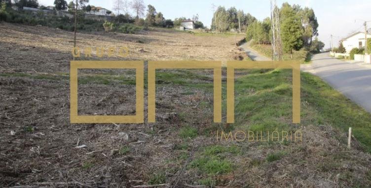 Lotes de terreno para construção de moradias individuais em Gamil e Midões, Barcelos.