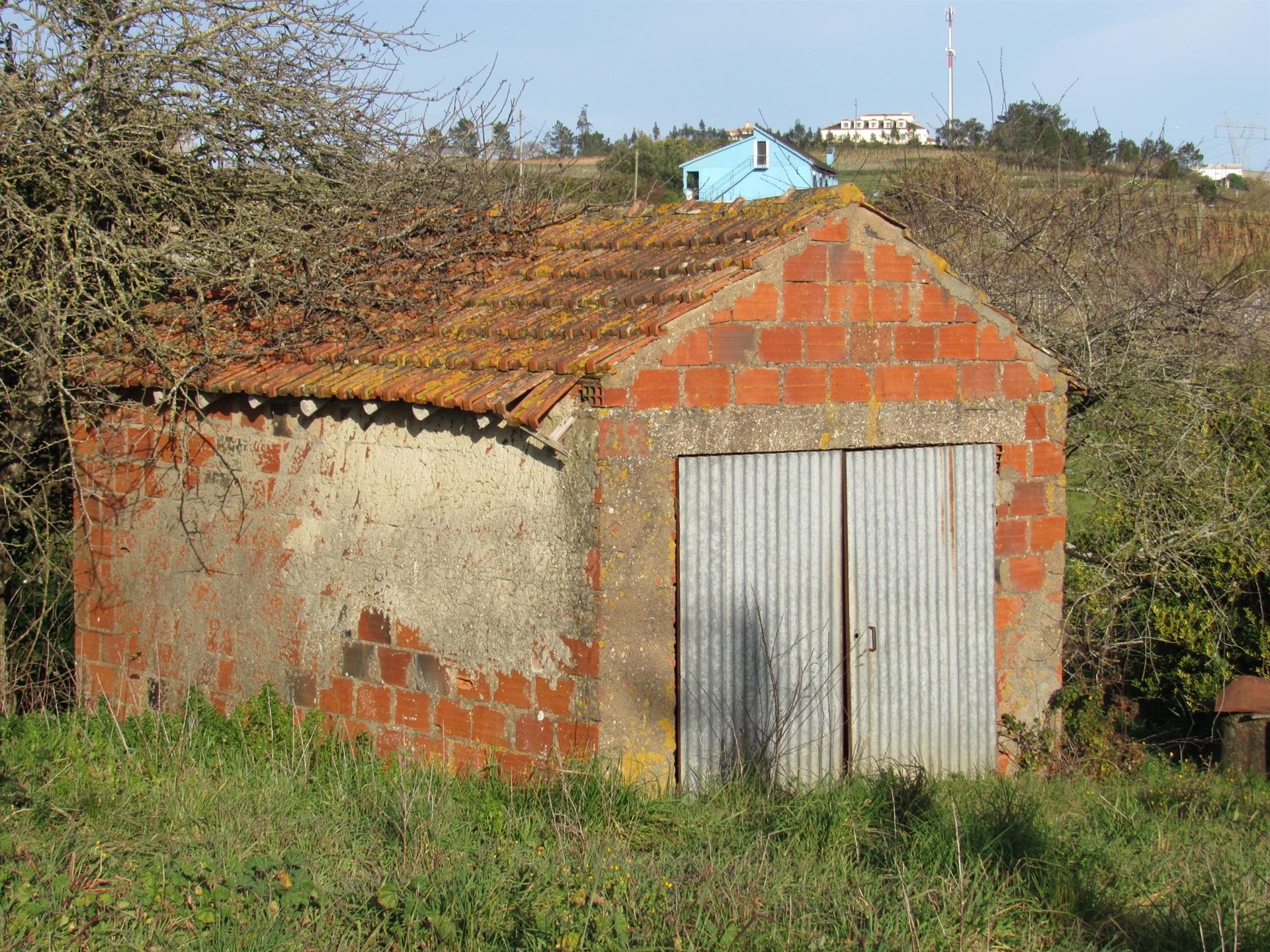 Ruina para reconstrução na Costa Oeste