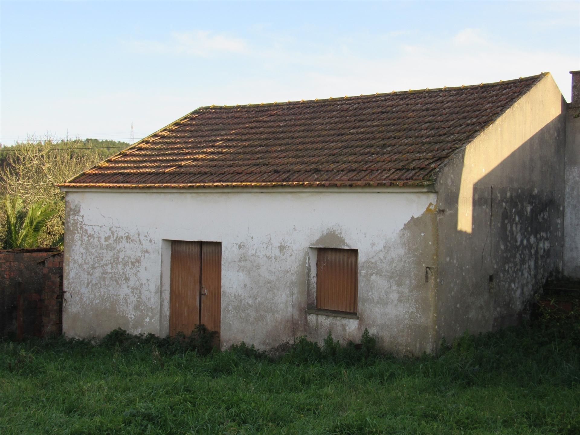 Ruina para reconstrução na Costa Oeste