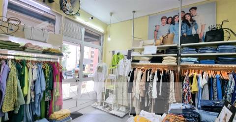 Trespasse de negócio de loja de roupa 95.000€ em Queluz, Monte Abraão,Lisboa