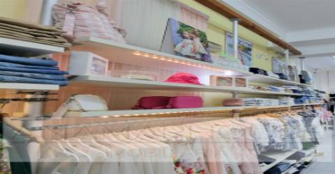 Trespasse de negócio de loja de roupa 95.000€ em Queluz, Monte Abraão,Lisboa