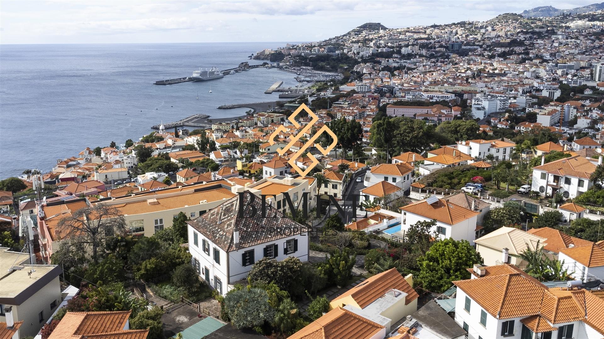 Quinta T5+1 / Funchal - Ilha da Madeira