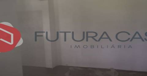 Moradia V2 + V1, nos Foros de Salvaterra