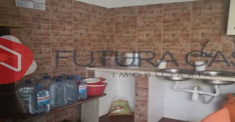 Moradia V2 + V1, nos Foros de Salvaterra